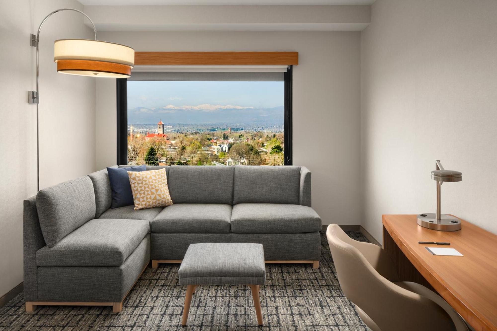 Hyatt Place Denver Cherry Creek Eksteriør billede